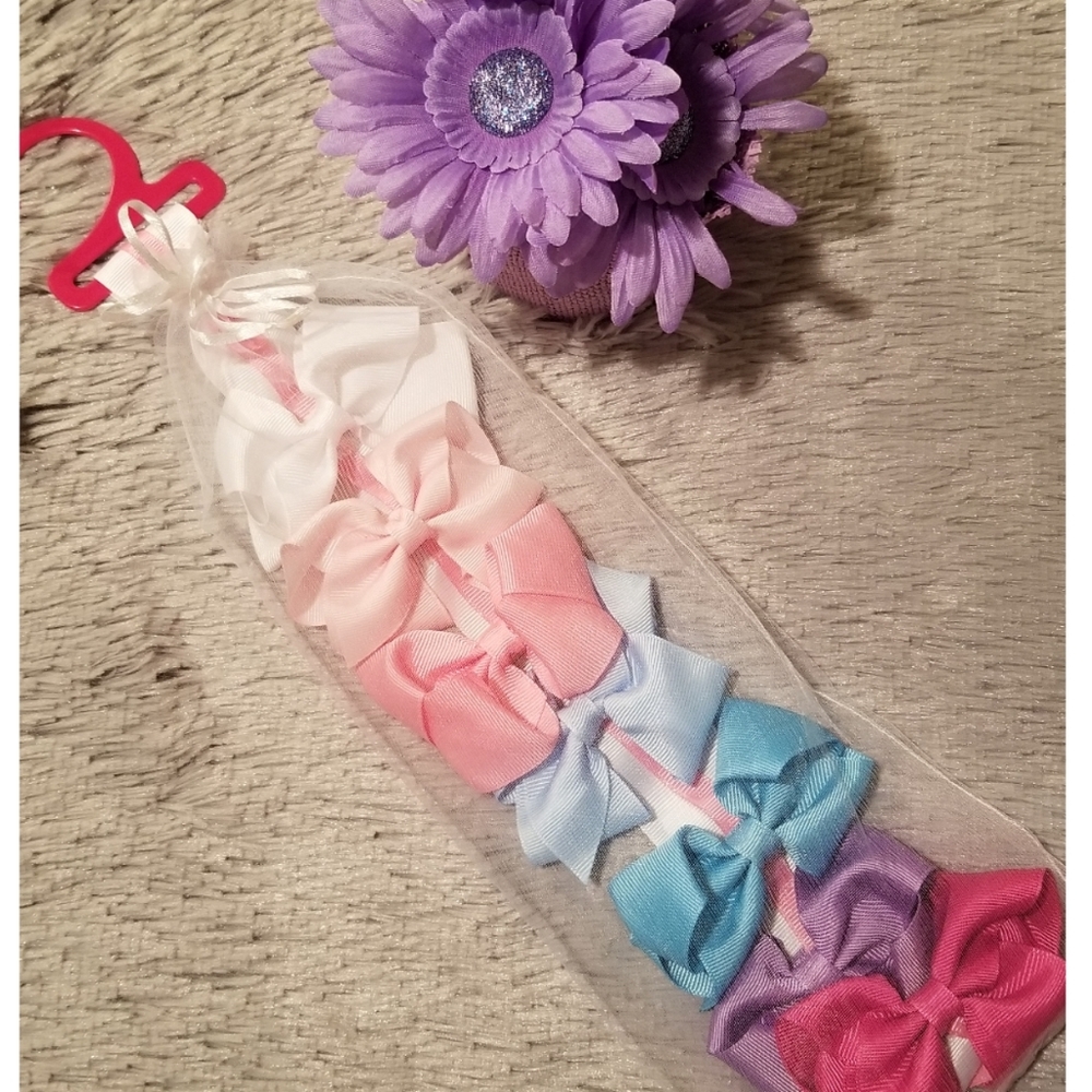 Girls 7 PC Hair Bow Set With Hanger
